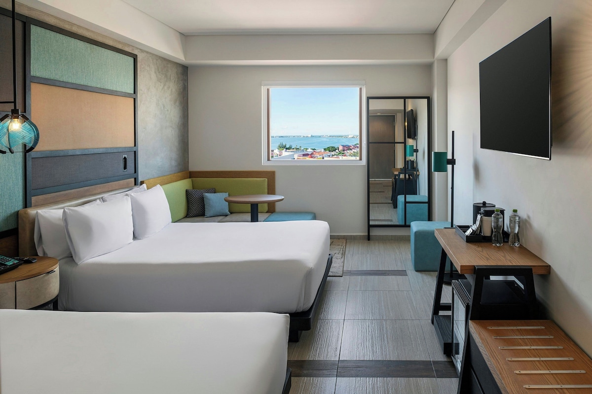Habitación Aloft con dos camas queen en Aloft Cancún (29 m², hasta 4 personas)