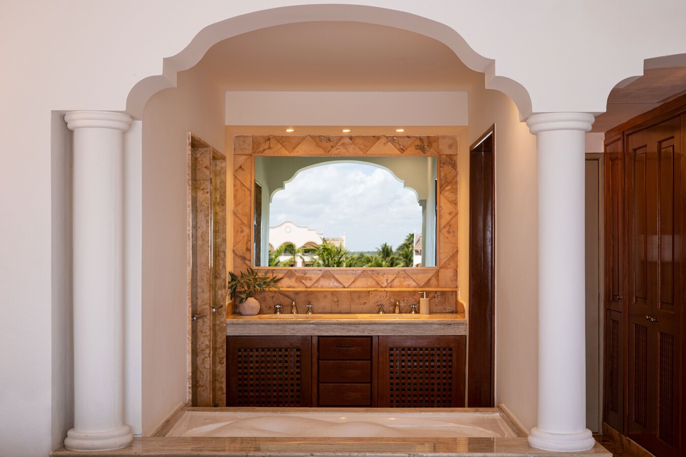 Bathroom 01 de Excellence Riviera Cancun - Adults Only All Inclusive