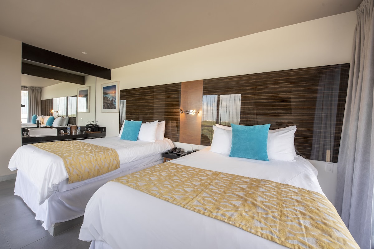 Deluxe Double Room con dos camas queen en KABAH Cancún Hotel Boutique (hasta 4 personas)