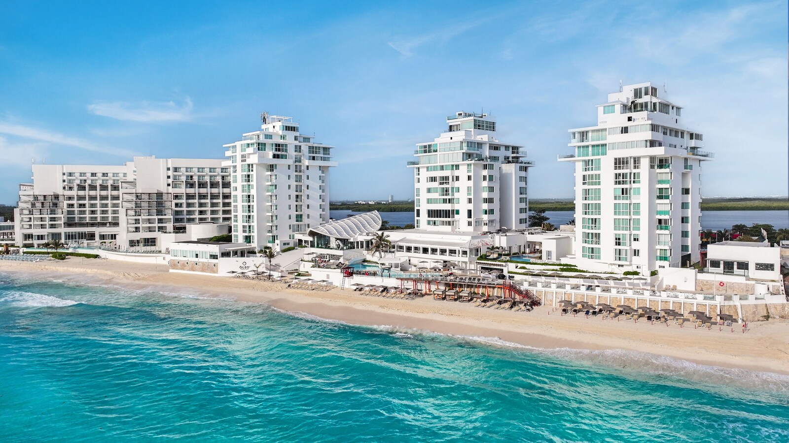 Aerial View de Oleo Cancun Playa All Inclusive Resort