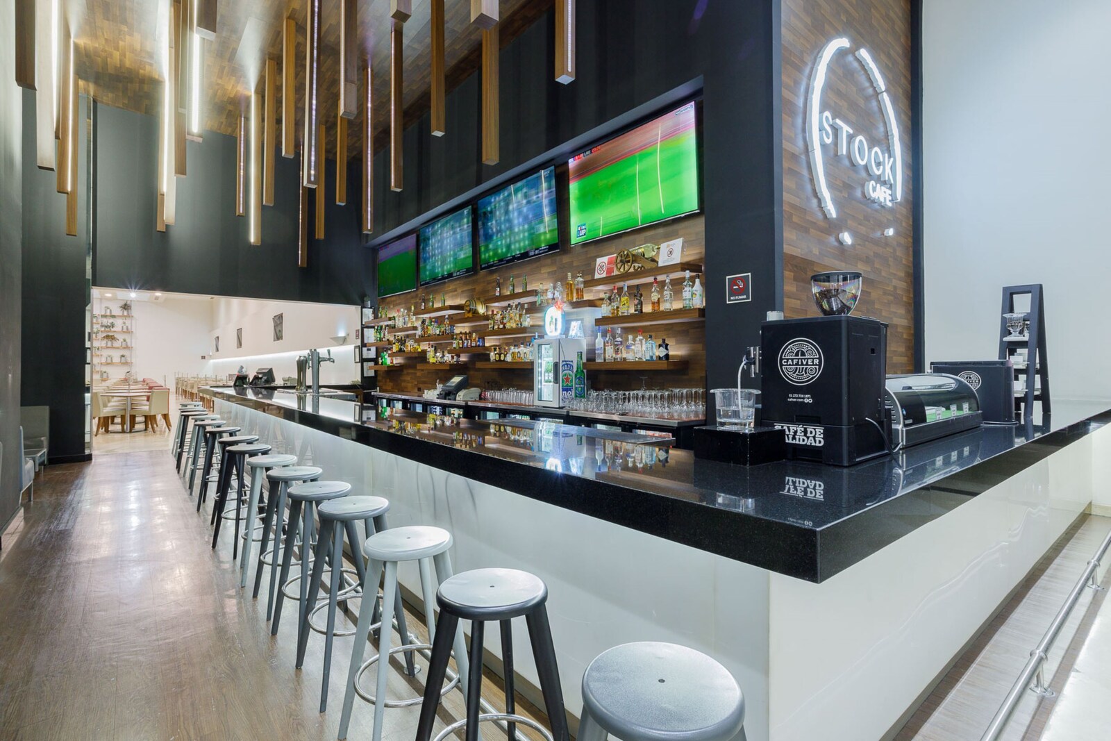 Bar de Real Inn Tijuana by Camino Real Hotels
